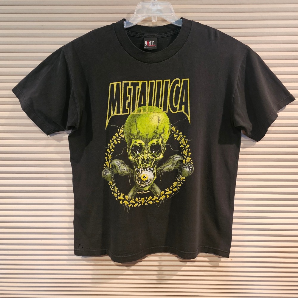 Vintage Metallica No Leaf Clover T-Shirt Giant Tag Black XL Graphic Tee Tattered